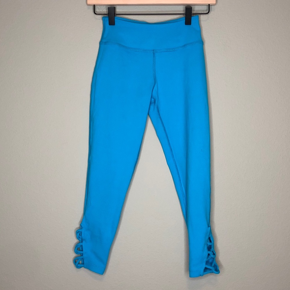 Beyond Yoga Capri Leggings - XS